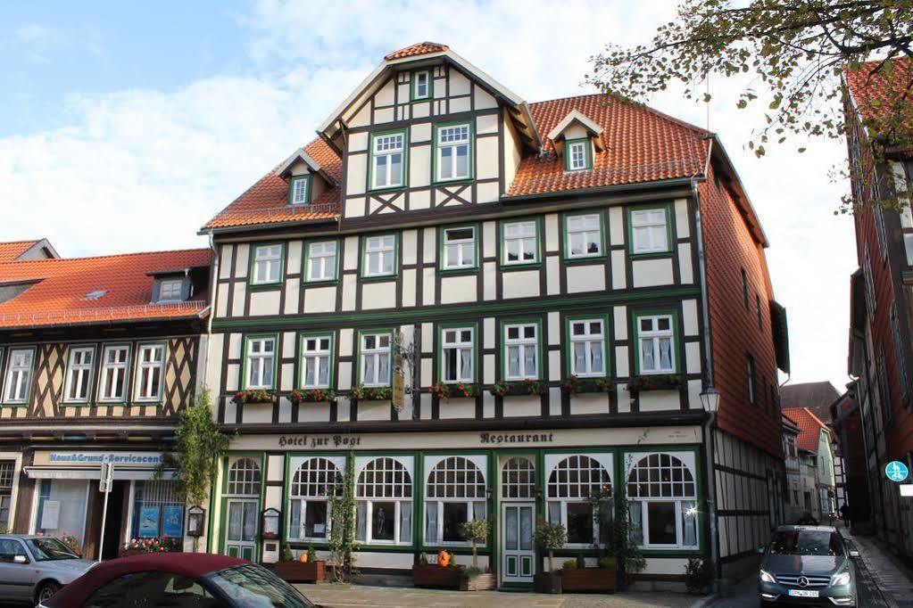 Hotel Zur Post 베른카슈텔쿠에스 외부 사진